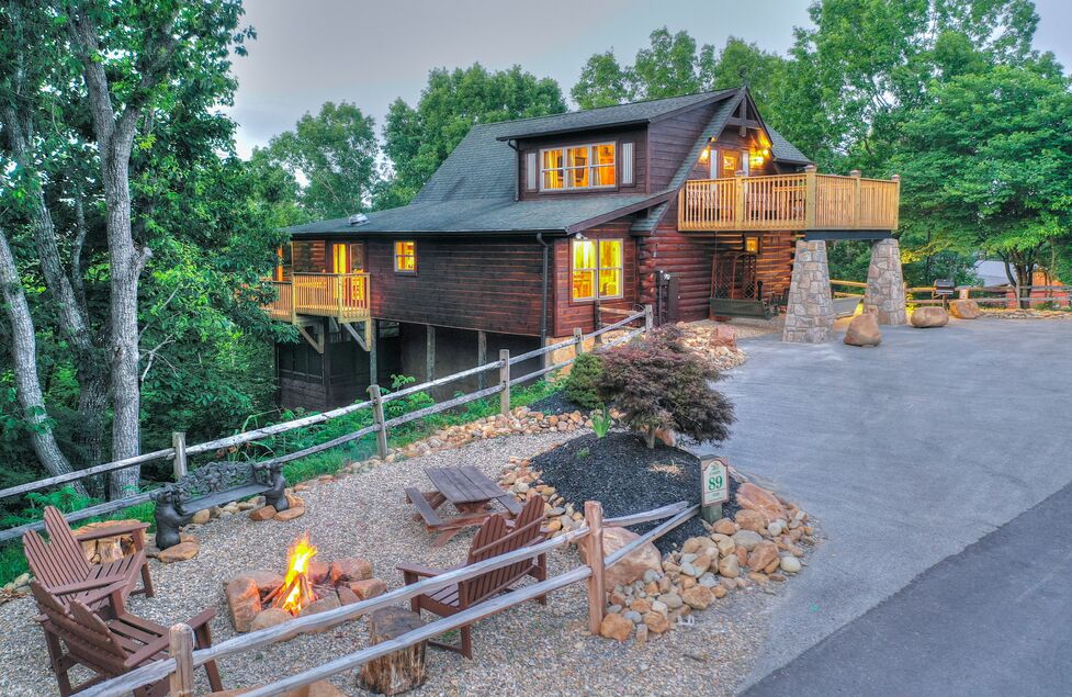 Cabin 89, 3-Bedroom – Smoky Mountains TN | Oak Haven Resort & Spa
